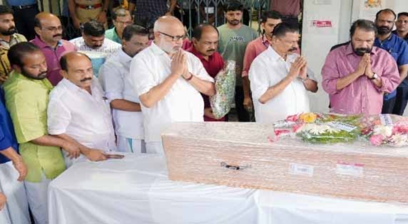 രഞ്ജിതയുടെ ചേതനയറ്റ ശരീരം ജന്മനാട്ടിലെത്തിച്ചു; കണ്ണീരടക്കാനാവാതെ പുല്ലാട് ഗ്രാമം
