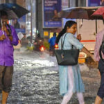 കേരളത്തിൽ അതിശക്തമായ മഴയ്ക്ക് സാധ്യത, മുഴുവൻ ജില്ലകളിലും മഴ മുന്നറിയിപ്പ്, 4 ജില്ലകളിൽ ഓറഞ്ച് അലർട്ട്