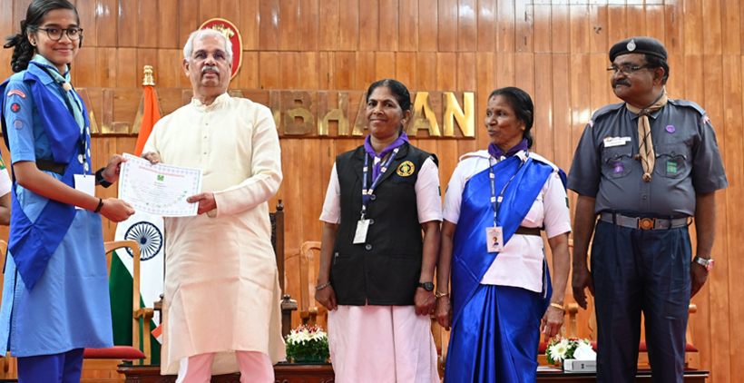 രാജ്ഭവനിലെ പരിപാടിക്കിടെ വിദ്യാഭ്യസ മന്ത്രി ഇറങ്ങിപ്പോയ സംഭവം:വിദ്യാഭ്യാസ മന്ത്രി ഗവര്‍ണറെ അപമാനിച്ചെന്നു രാജ്ഭവന്‍