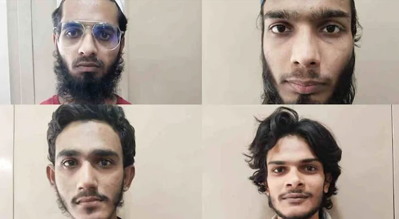 ഗുജറാത്തിൽ നാല് അൽ ഖ്വയ്ദ ഭീകരവാദികൾ പിടിയിൽ; ഉപയോഗിച്ചത് ‘ഓട്ടോ-ഡിലീറ്റ്’ ആപ്പുകൾ