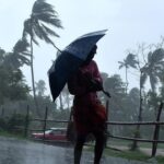 കേരളത്തിൽ 5 ദിവസം അതിശക്ത മഴ, ഇന്ന് 6 ജില്ലകളിൽ ഓറഞ്ച് അലർട്ട്, 2 ജില്ലകളിൽ വിദ്യാഭ്യാസ സ്ഥാപനങ്ങൾക്ക് അവധി, കോട്ടയത്ത്‌ 3 താലൂക്കുകളിലും അവധി