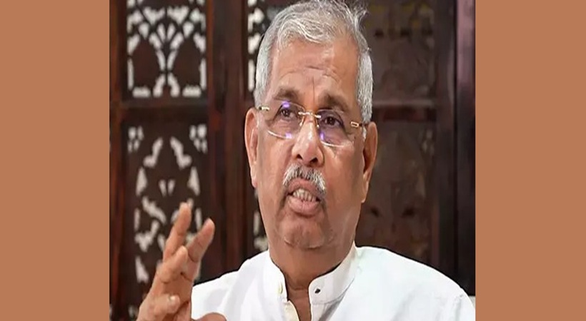 പൈതൃകവും സംസ്കാരവും പഠിപ്പിക്കണം; ഗുരുപൂജ തെറ്റല്ല: ഗവർണർ