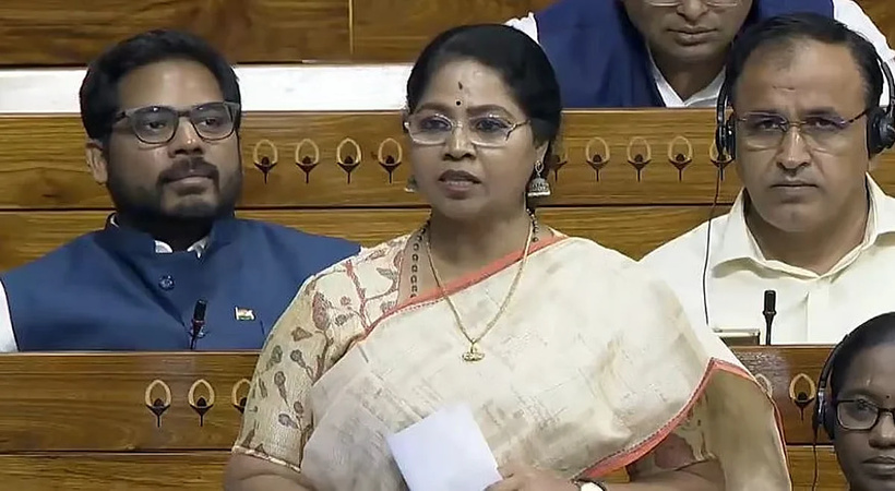 തമിഴ്നാട് എംപിയുടെ മാല പാർലമെന്റിനു സമീപത്ത് വച്ച് കവർച്ച ചെയ്തു