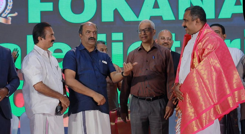ഫൊക്കാനയുടെ കാരുണ്യശ്രേഷ്ഠ പുരസ്കാരം പ്രസിഡന്റ് അഡ്വ. എബി സെബാസ്റ്റ്യന് നൽകി ആദരിച്ചു