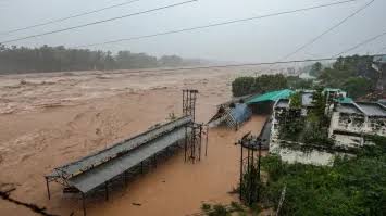 ജമ്മുകശ്മീരിൽ മഴക്കെടുതി രൂക്ഷം, 35 ലേറെ പേർ മരിച്ചു