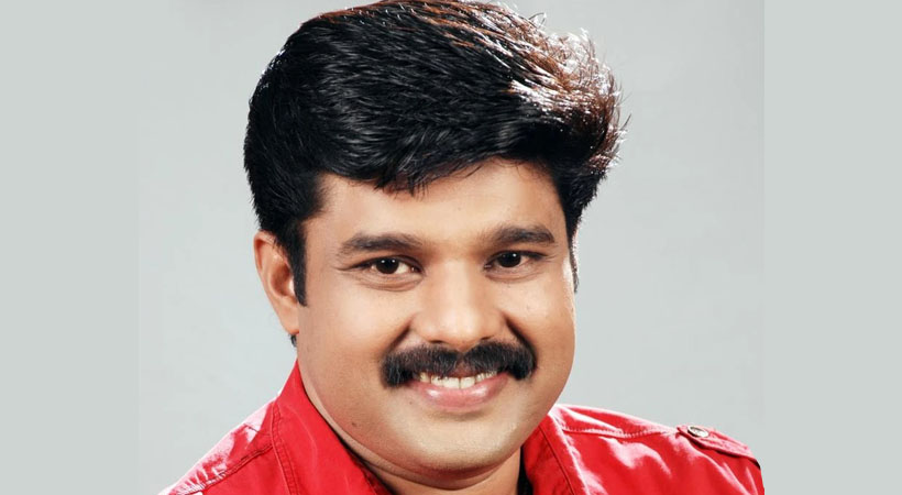 കലാഭവന്‍ നവാസ് അന്തരിച്ചു