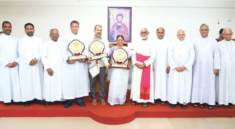 സാമൂഹിക പ്രേഷിത പ്രസ്ഥാനമായ സ്പന്ദൻ ഏർപ്പെടുത്തിയ അവാർഡുകൾ വിതരണം നടത്തി; സ്പോൺസർ ചെയ്തത് ഷിക്കാഗോ സെൻ്റ് തോമസ് സീറോ മലബാർ രൂപത