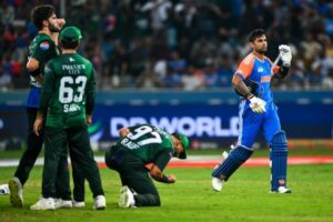 ട്വിന്റി 20 ലോകകപ്പില്‍ ഇന്ത്യയുമായുള്ള മത്സരം ബഹിഷ്‌കരിക്കുമെന്ന നിലപാടില്‍ നിന്ന് പാക്കിസ്ഥാന്‍ പിന്‍മാറി: ഞായറാഴ്ച്ച കൊളംബോയിന്‍ ഇന്ത്യ-പാക് പോരാട്ടം