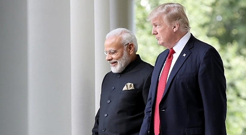 ലക്ഷ്യത്തിൽ സംശയം വേണ്ട! റഷ്യൻ എണ്ണ വാങ്ങുന്നതിൽ നിന്നും ഇന്ത്യയെ അകറ്റുക തന്നെ; അമേരിക്കൻ ക്രൂഡിന് വിപണി തുറക്കണമെന്നും ആവശ്യം
