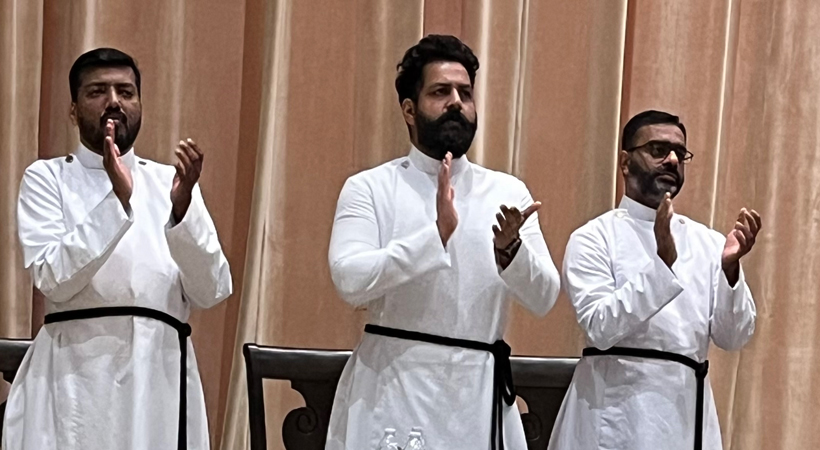 ദൈവ ശബ്ദം കേൾക്കുന്നവർ ആത്മീയ പൂർണ്ണതയിലേക്ക് പ്രവേശിക്കുന്നു: റവ. എബ്രഹാം വി. സാംസൺ