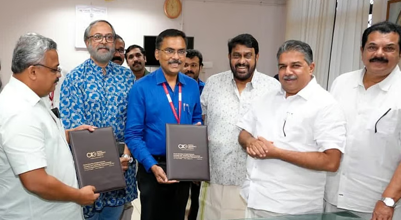 കേരളത്തിലെ സിനിമാ തിയേറ്ററുകളിൽ ഏകീകൃത ഇ-ടിക്കറ്റിങ് സംവിധാനം: സോഫ്റ്റ്‌വെയർ വികസിപ്പിക്കാൻ ധാരണാപത്രം ഒപ്പിട്ടു