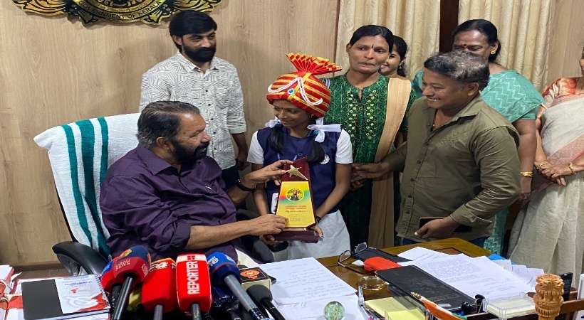 പഞ്ചമിയുടെ നാട്ടിൽ നിന്നും വീണ്ടുമൊരു പഞ്ചമി; വിദ്യാർത്ഥിനിയെ അഭിനന്ദിച്ച് വിദ്യാഭ്യാസ മന്ത്രി