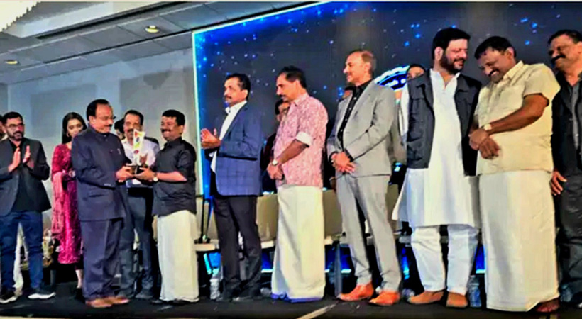 ജോര്‍ജ് തുമ്പയിലിന് ഇന്ത്യ പ്രസ് ക്ലബിന്റെ ‘പയനിയര്‍ ഇന്‍ ജേര്‍ണലിസം’ അവാര്‍ഡ്