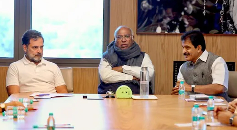 അടുത്ത നിയമസഭാ തിരഞ്ഞെടുപ്പിൽ കേരളത്തിൽ കോൺഗ്രസിന് മുഖ്യമന്ത്രി സ്ഥാനാർഥി ഉണ്ടാകില്ലെന്ന് ഹൈക്കമാൻഡ്; ഗ്രൂപ്പ് പോര് അനുവദിക്കില്ല