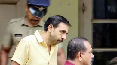 ശബരിമല സ്വർണക്കൊള്ള: ഉണ്ണികൃഷ്ണൻ പോറ്റിക്കൊപ്പം ഇരുത്തി സുഹൃത്തിനെ ചോദ്യം ചെയ്യുന്നു, അറസ്റ്റ് ഉടനുണ്ടായേക്കും
