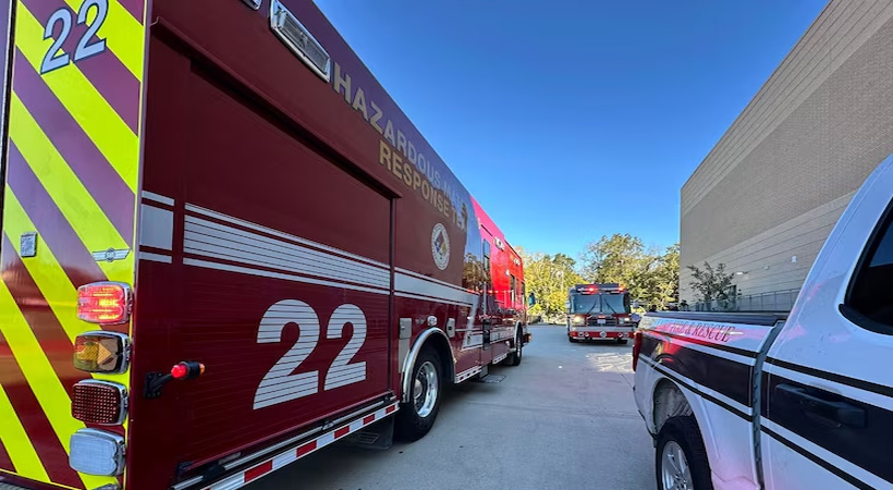 ടെക്‌സസില്‍ സ്‌കൂളിനു തീപിടിക്കുന്ന ചിത്രം സാമൂഹ്യമാധ്യമത്തില്‍: പരിഭ്രാന്തിയോടെ രക്ഷിതാക്കള്‍ സ്‌കൂളില്‍ ഓടിയെത്തിപ്പോള്‍ അറിയുന്നത് എഐ ചിത്രമെന്ന്