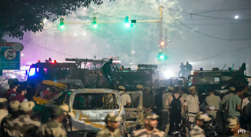 ഡല്‍ഹി  സ്‌ഫോടനത്തിന് ഉപയോഗിച്ചത് രണ്ടുകിലോയിലധികം അമോണിയം നൈട്രേറ്റെന്ന് അന്വേഷണ സംഘം