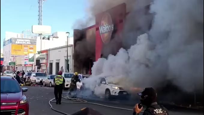 തീരാ ദുഖത്തിലായി മെക്സിക്കോ; ജനറൽ സ്റ്റോറിലുണ്ടായ തീപിടിത്തത്തിൽ 23 മരണം; മരിച്ചവരിൽ കുട്ടികളും