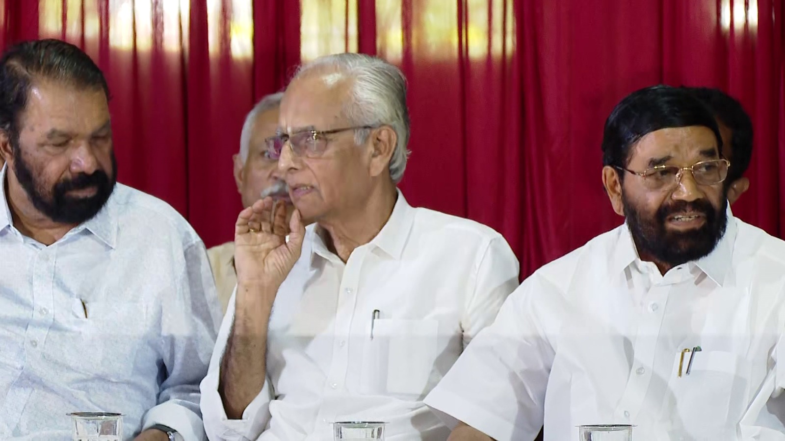 മുൻ ചീഫ് സെക്രട്ടറി കെ. ജയകുമാർ തിരുവിതാംകൂർ ദേവസ്വം ബോർഡ് പ്രസിഡന്റായി ചുമതലയേറ്റു