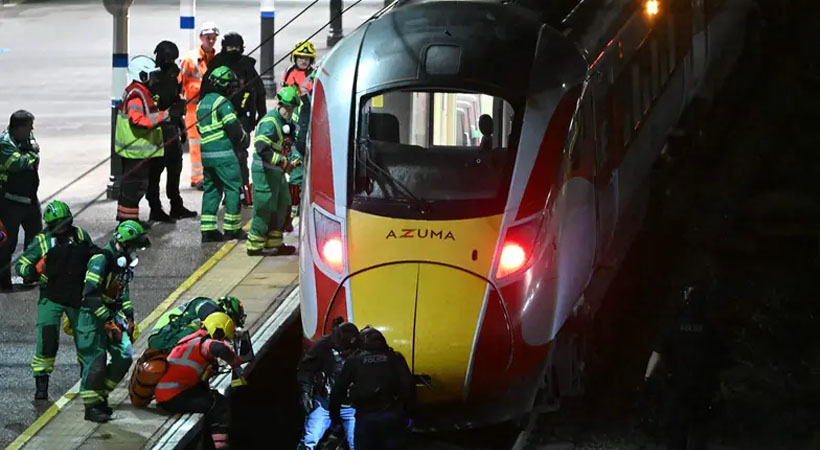 കേംബ്രിഡ്ജ്ഷെറിലെ ഹണ്ടിംഗ്ടണിൽ ട്രെയിനിൽ കത്തിക്കുത്ത്, നിരവധി പേർക്ക് പരുക്ക്, 2 പേർ അറസ്റ്റിൽ