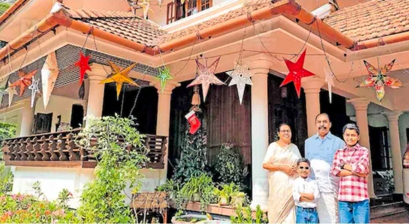 50 നക്ഷത്രങ്ങളുടെ പ്രഭ ചൊരിഞ്ഞ് അറനിലം വാരിക്കാട് വീട് പറയുന്നു കുടുംബ ബന്ധത്തിന്റെ ആഴം