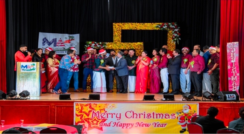 ഹ്യൂസ്റ്റണില് ക്രിസ്മസ് -പുതുവര്ഷ ആഘോഷങ്ങള്ക്ക് തുടക്കമായി: സിയന്നയില് മാസിന്റെ ഗംഭീര ആഘോഷരാവ്