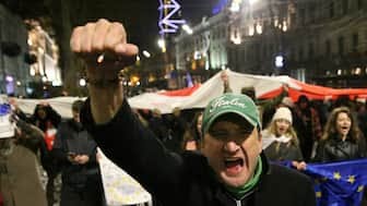 ജോർജിയൻ പ്രതിഷേധക്കാർക്കെതിരെ ഒന്നാം ലോകമഹായുദ്ധ കാലത്തെ രാസായുധം പ്രയോഗിച്ചതായി റിപ്പോർട്ട്; സർക്കാർ അന്വേഷണം പ്രഖ്യാപിച്ചു