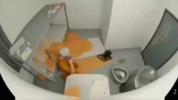 മുന്നറിയിപ്പില്ലാതെ എപ്‌സ്റ്റൈന്റെ ആത്മഹത്യാശ്രമ ദൃശ്യങ്ങൾ പുറത്തുവിട്ടു; വിവാദമായതോടെ നീതിന്യായ വകുപ്പ് വീഡിയോ പിൻവലിച്ചു