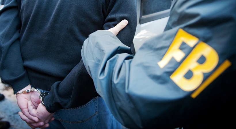 എഫ്ബിഐ രഹസ്യ ഏജന്റിനെ ഐഎസ് പ്രവർത്തകനെന്ന് വിശ്വസിച്ച് ബോംബ് നിർമാണ സാമഗ്രികൾ നൽകി, ടെക്സസ് യുവാവിനെ കയ്യോടെ പിടികൂടി