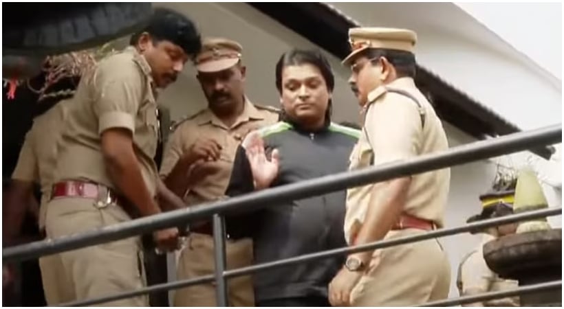 ദിവസങ്ങൾ പിന്നിട്ടിട്ടും ജാമ്യമില്ല, ഒടുവിൽ നിരാഹാരസമരം അവസാനിപ്പിച്ച് രാഹുൽ ഈശ്വർ; ഭക്ഷണം കഴിക്കാമെന്ന് ജയിൽ അധികൃതരെ അറിയിച്ചു