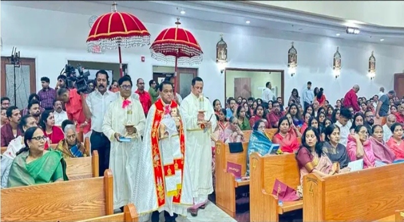 ഹ്യൂസ്റ്റണ്‍ സെന്റ് മേരീസ് ക്‌നാനാനയ ദേവാലയത്തില്‍ കുടംബനവീകരണ വര്‍ഷം ഉദ്ഘാടനം ചെയ്തു