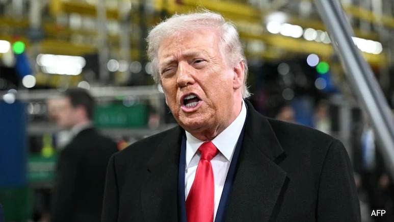 ഇറാനിലെ പരമോന്നത നേതാവ് ആയത്തുള്ള അലി ഖമനേയിയുടെ ഭരണത്തിന് അവസാനം വേണം; ട്രംപ്