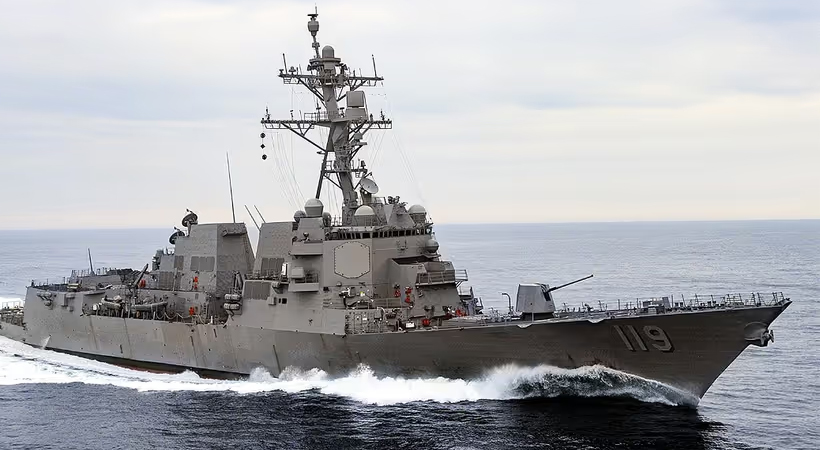 അമേരിക്കന് യുദ്ധക്കപ്പല് ഇസ്രയേല് തുറമുഖത്ത്: മിഡില് ഈസ്റ്റില് യുദ്ധഭീതി?