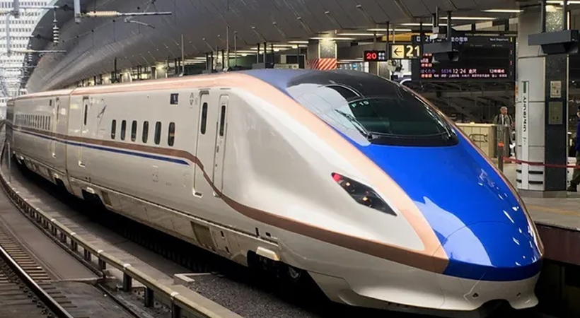 ഇന്ത്യയിലെ ആദ്യ ബുള്ളറ്റ് ട്രെയിനിന്റെ റൂട്ട് പ്രഖ്യാപിച്ചു; സൂററ്റില്‍ നിന്നും ബിലിമോറയിലേക്ക് 2027 ല്‍ സര്‍വീസ് ആരംഭിക്കും