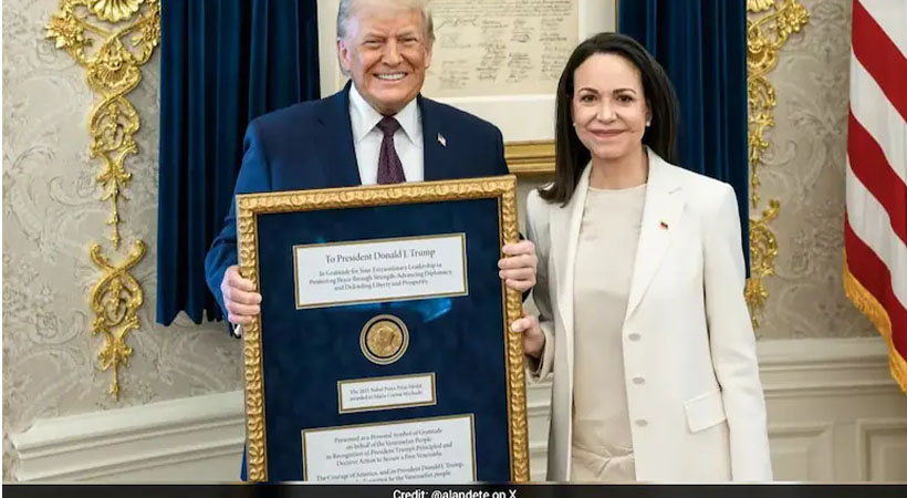 ‘താങ്കളേക്കാള് ഈ സമ്മാനത്തിന് മറ്റാരും അര്ഹനല്ല’: നൊബേല് സമ്മാനം കൈമാറിയ മരിയ കൊറിന മച്ചാഡോ പറഞ്ഞതായി ട്രംപ്