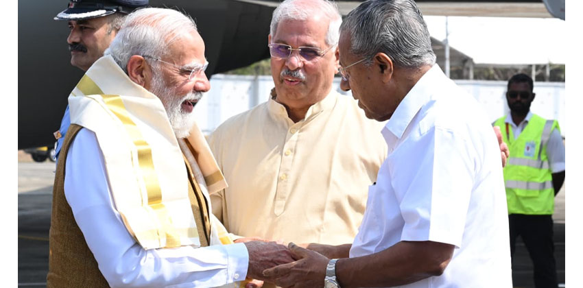 എൽഡിഎഫിനും യുഡിഎഫിനും വ്യത്യാസം പതാകയിലും ചിഹ്നത്തിലും മാത്രം,അജണ്ട ഒന്നു തന്നെ: മോദി