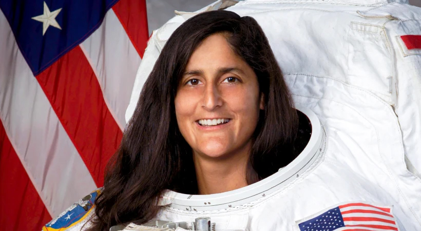 ബഹിരാകാശ യാത്രയില്‍ കൈയ്യൊപ്പ് ചാര്‍ത്തിയ സുനിതാ വില്യംസ് നാസയില്‍ നിന്നും പടിയിറങ്ങി