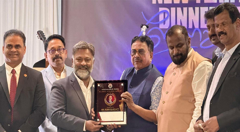 വേള്‍ഡ് മലയാളി കൗണ്‍സില്‍ ഹ്യൂസ്റ്റണ്‍ സംഗമം വര്‍ണാഭമായി : മേയര്‍ റോബിന്‍ ഇലക്കാട്ട് ഗ്ലോബല്‍ സിറ്റിസണ്‍ അവാര്‍ഡ് ഏറ്റുവാങ്ങി