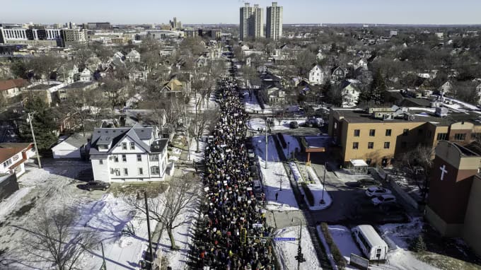 അമേരിക്ക കത്തുന്നു; ട്രംപിന്റെ കുടിയേറ്റ വേട്ടയ്‌ക്കെതിരെ വൻ പ്രതിഷേധം, മിനസോട്ടയിൽ ഓപ്പറേഷന് കോടതിയുടെ പച്ചക്കൊടി, ട്രംപ് ഭരണകൂടത്തിന് ആശ്വാസം