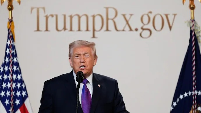 മിഡ്‌ടേം ഇലക്ഷന് മുമ്പ് ട്രംപിന്‍റെ നിർണായക നീക്കം, മരുന്ന് വില കുറയ്ക്കാൻ ‘TrumpRx’; പുതിയ പദ്ധതിയുമായി ട്രംപ് ഭരണകൂടം