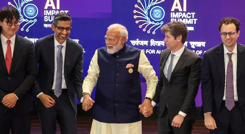 എഐ ഉച്ചകോടി: ഇന്ത്യയുടെ ‘മാനവ്’ ദർശനത്തിന് ആഗോള അംഗീകാരം; അമേരിക്കയും ചൈനയുമടക്കം 88 രാജ്യങ്ങൾ പ്രഖ്യാപനത്തിൽ ഒപ്പുവെച്ചു