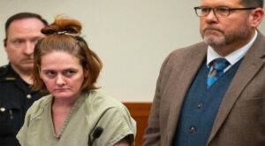 വേദനസംഹാരി അമിത അളവില് നല്കി നാലു പേരെ കൊലപ്പെടുത്തിയ ലൈംഗീക തൊഴിലാളിയായ സ്ത്രീക്ക് 60 വര്ഷം തടവ്