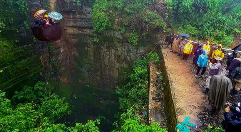 മേഘാലയില്‍ കല്‍ക്കരി ഖനിയില്‍ സ്‌ഫോടനത്തില്‍ 25 പേര്‍ കൊല്ലപ്പെട്ടു