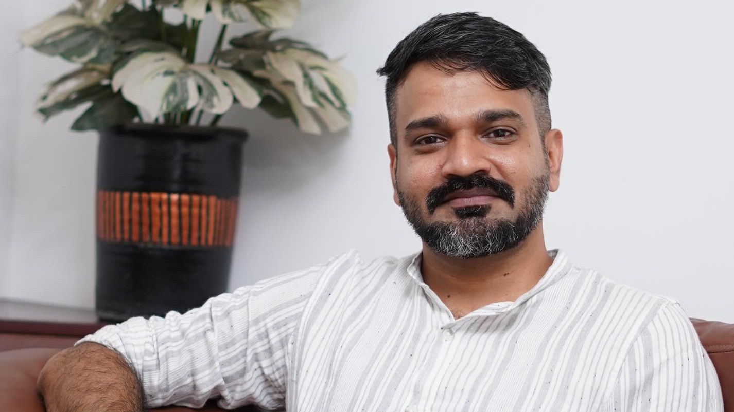 പമ്പയിലെ സിനിമാ ചിത്രീകരണം: അബദ്ധം പറ്റിയതെന്ന് സംവിധായകൻ അനുരാജ് മനോഹർ; പിഴയൊടുക്കാൻ തയ്യാർ