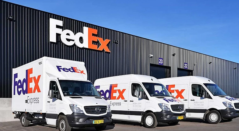 സുപ്രീം കോടതി വിധിക്കുപിന്നാലെ താരിഫ് റീഫണ്ട് ആവശ്യപ്പെട്ട് ആഗോള ഗതാഗത കമ്പനിയായ ഫെഡ് എക്‌സ് കേസ് ഫയല്‍ ചെയ്തു