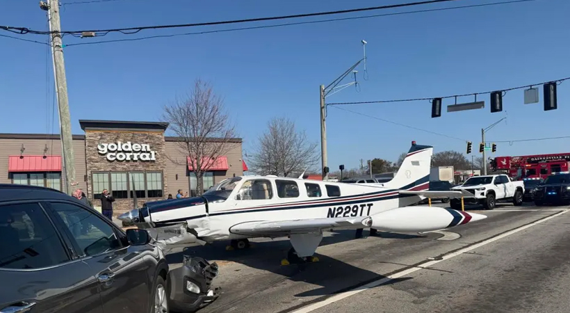 ജോര്‍ജിയയില്‍ ഹൈവേയില്‍ എമര്‍ജന്‍സി ലാന്‍ഡിംഗിനിടെ ചെറുവിമാനം വാഹനങ്ങളില്‍ ഇടിച്ചിറങ്ങി