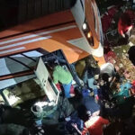 നേപ്പാളില് ബസ് നദിയിലേക്ക് മറിഞ്ഞ് 18 പേര് കൊല്ലപ്പെട്ടു; മരിച്ചവരില് ഒരു ന്യൂസിലാന്ഡ് പൗരനും