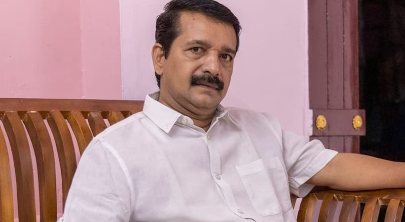 വിഎസിന്റെ വിശ്വസ്ഥന് എ. സുരേഷ് മലമ്പുഴയില് യുഡിഎഫ് സ്ഥാനാര്ഥി?