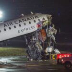 ലാൻഡിംഗിനിടെ എയർ കാനഡ വിമാനം ഫയർ ട്രക്കുമായി കൂട്ടിയിടിച്ചു: രണ്ട് പൈലറ്റുമാർ മരിച്ചു, 41 പേർ ആശുപത്രിയിൽ; വിമാനത്താവളം അടച്ചു