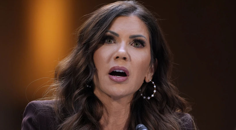 അമേരിക്കൻ ആഭ്യന്തര സുരക്ഷാ സെക്രട്ടറി ക്രിസ്റ്റി നോമിനെ മാറ്റി,ഒക്‌ലഹോമയിൽ നിന്നുള്ള സെനറ്റർ മാർക്ക്വെയ്ൻ മുൾ പുതിയ  സെക്രട്ടറി